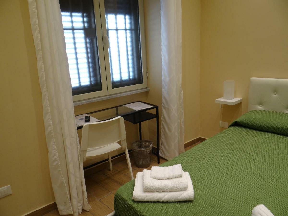 Montecarlo Palace Bed and Breakfast Palermo Exterior foto